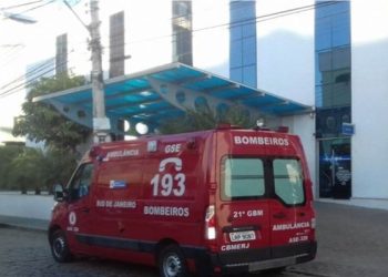 Teto do Hospital São José do Avaí desaba e atinge funcionários em Itaperuna