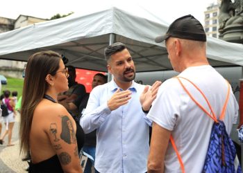 Vereador Pablo Mello recebe denúncias da população carioca no ‘O Povo Pergunta’