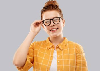 Parar de usar os óculos de grau pode prejudicar a saúde ocular?