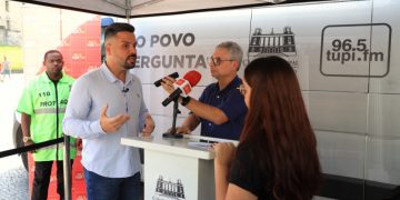 ‘fale-com-o-vereador-pablo-mello’:-acao-no-caju-reune-comerciantes-e-moradores