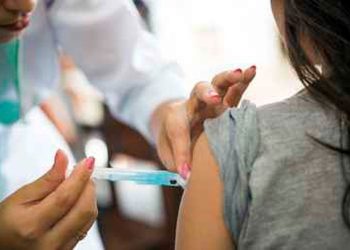 campos-amplia-vacinacao-contra-a-dengue-para-criancas-e-adolescentes-de-10-a-13-anos