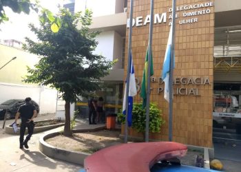 Estudante é agredida por colega dentro de escola em Campos
