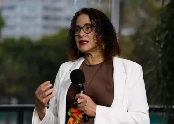 Padilha reafirma que tarifaço não fará Ministério da Saúde retaliar