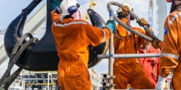 1 Evolk Rh Divulgou Vaga De Auxiliar De Plataforma Em Macae 32910584