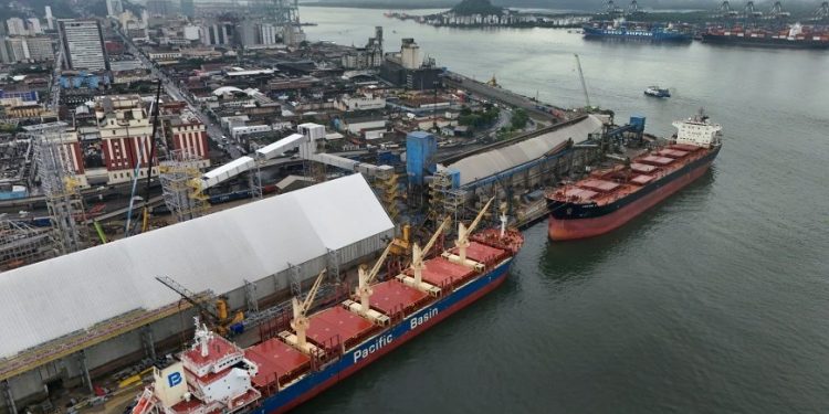 Firjan estima prejuízo de R$ 830 milhões para estado do RJ com tarifaço dos EUA