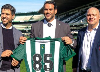 CBF vai fazer medalhas para campeões do Coritiba: “Nunca é tarde”, diz Xaud