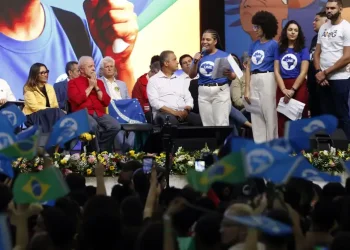Lula diz que vai cobrar imposto das empresas americanas digitais