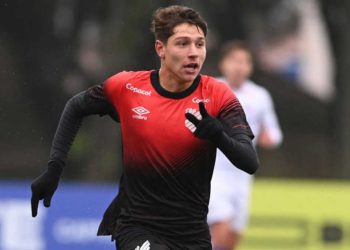 Athletico Sub 20 Gustavo Gomes