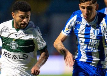 Lucas Ronier Avai Coritiba Serie B