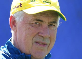 Ex Parana Mira Ancelotti Selecao