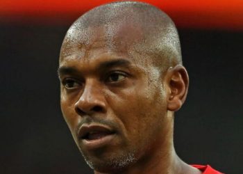 Fernandinho Despedida Gramados Oficial Aposentadoria