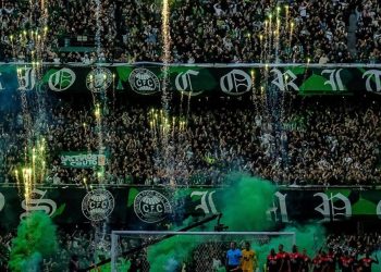 Torcida Coritiba Couto Pereira Serie B Athletico