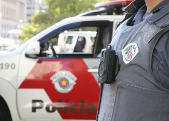 Cameras Uniformes De Policiais Militares Sao Paulo Rvrsa Abr 2804223630 0