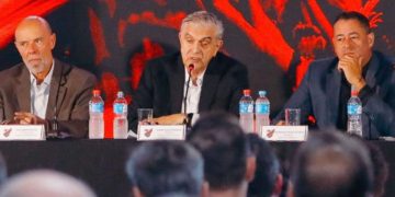 Petraglia Reuniao Conselho Athletico