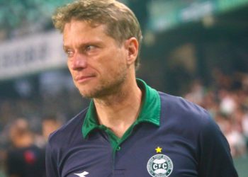 Seabra Defende Jogador Vaiado Coritiba 1