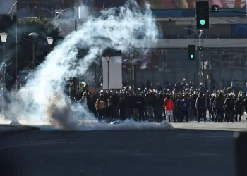 2026 05 14t234950z 1526776793 Rc289labc1xn Rtrmadp 3 Bolivia Protest 1