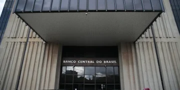 Banco Central Economia 0413202009