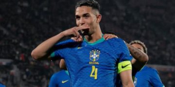 Arthur Dias Athletico Selecao