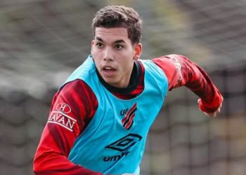 Arthur Monteiro Zagueiro Athletico