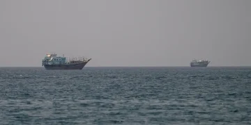 2026 07 07t205139z 1 Lynxmpem661cf Rtroptp 4 Iran Crisis Oman Hormuz