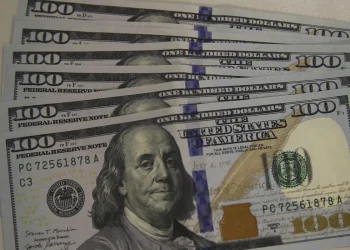 Dolar Moeda 0803221209 1