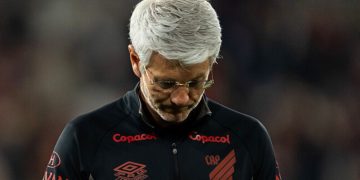 Odair Athletico Internacional Brasileirao