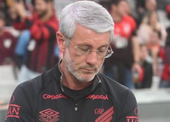 Odair Hellmann Treinador Athletico