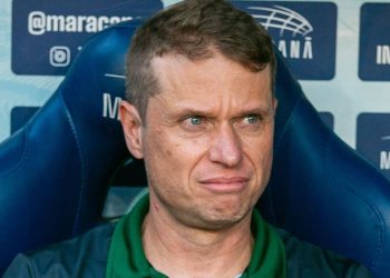 Seabra Tecnico Coritiba Contra Flamengo Brasileirao