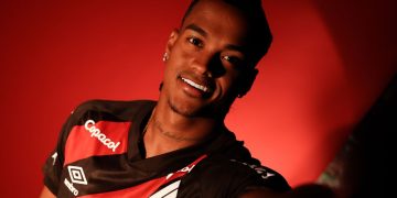 Kerwin Vargas Athletico Reforco