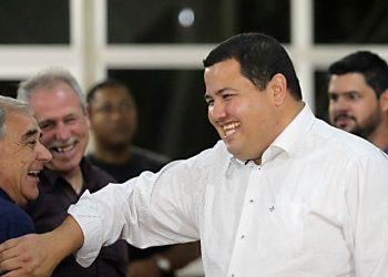 Parana Reencontra Polemico Ex Presidente Leonardo Oliveira