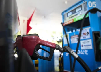 Posto De Gasolina Jfcrz Abr 0605223810 0