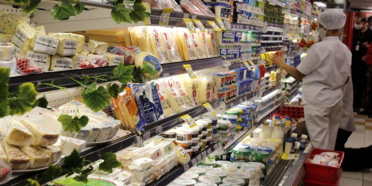 20.05.2020.supermercado Rio De Janeiro 0520203149