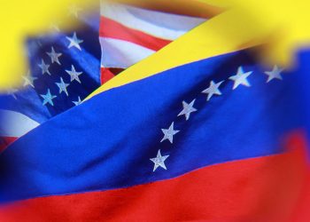 Bandeira Americana E Venezuelana01
