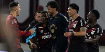 Mycael Comemoracao Athletico Bahia Penalti Brasileirao