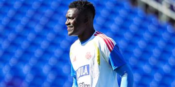 Viveros Atacante Athletico Estreia Colombia Amistoso