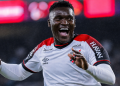 Viveros Contrato Athletico Venda Historica