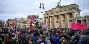2026 10 31t164647z 1 Lynxnpem9u0fi Rtroptp 4 Germany Protest