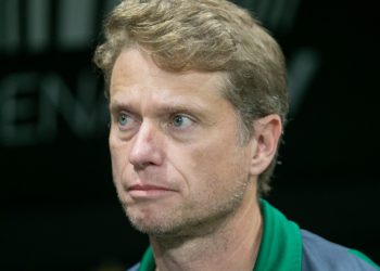 Coritiba Fernando Seabra Tecnico Fantasma